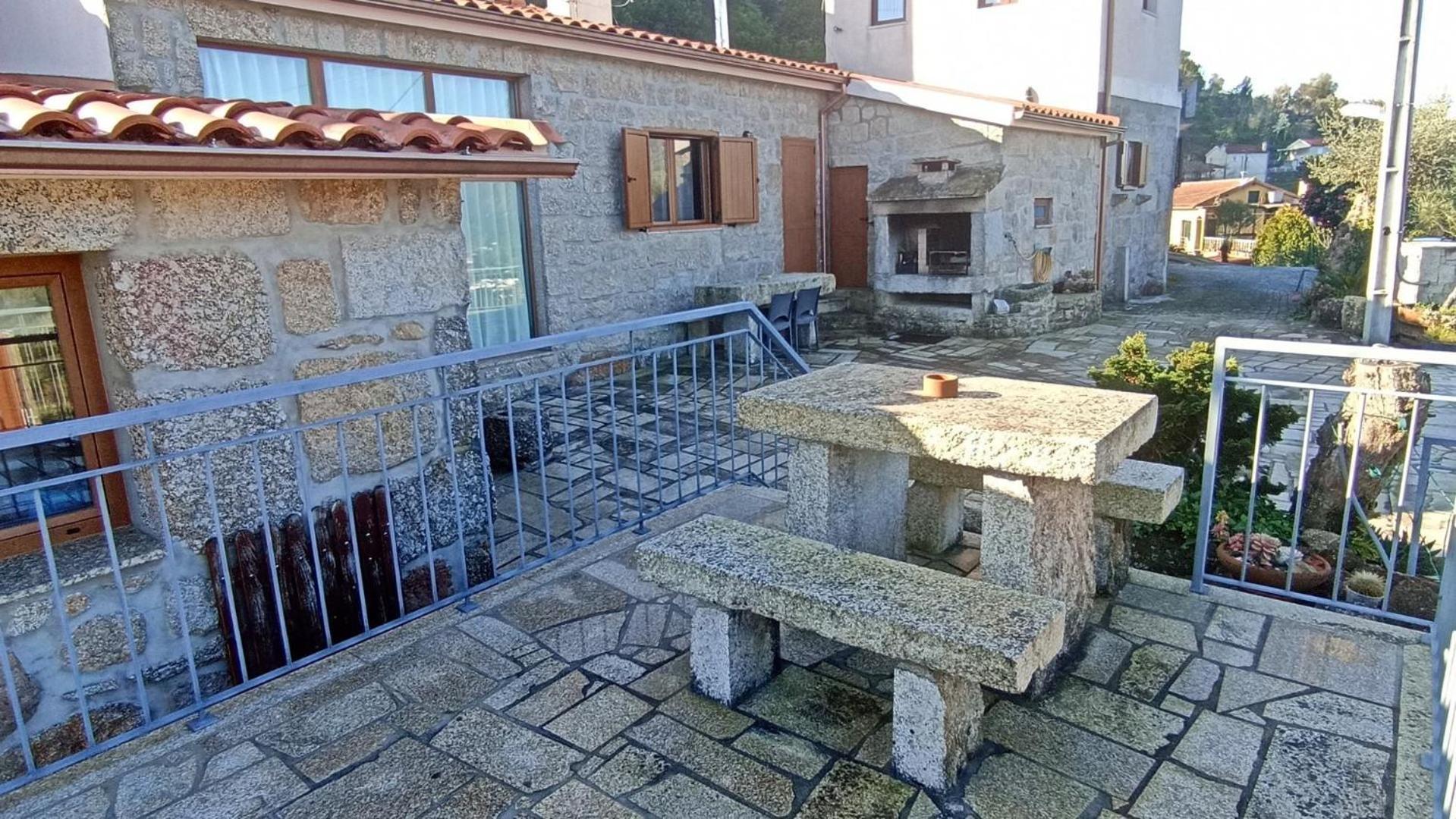 Casa Da Lage - T1 Com Piscina Privada - Geres Exterior photo